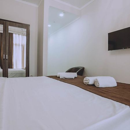 Royal Medis Hotel Батуми Экстерьер фото