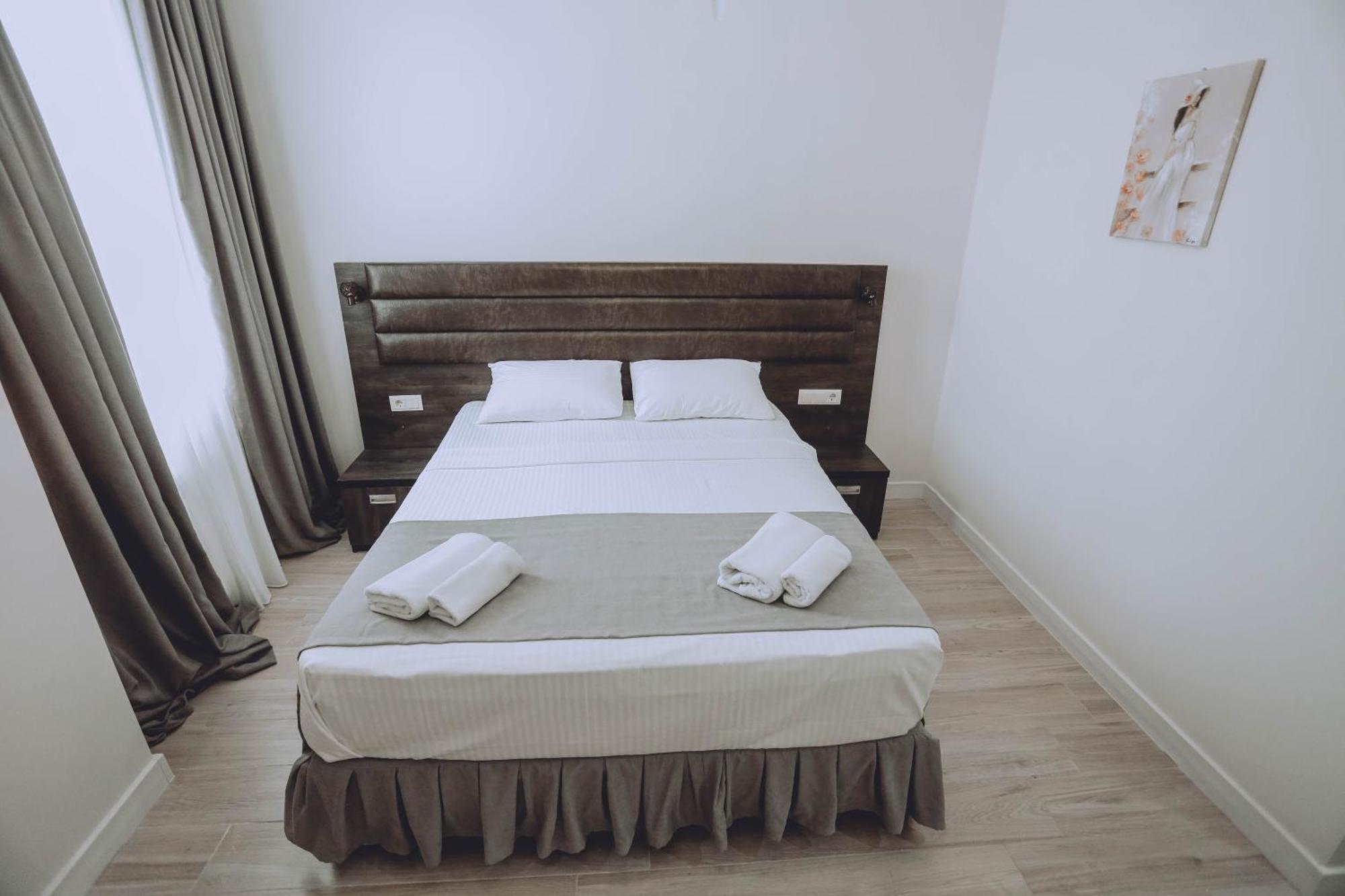 Royal Medis Hotel Батуми Экстерьер фото